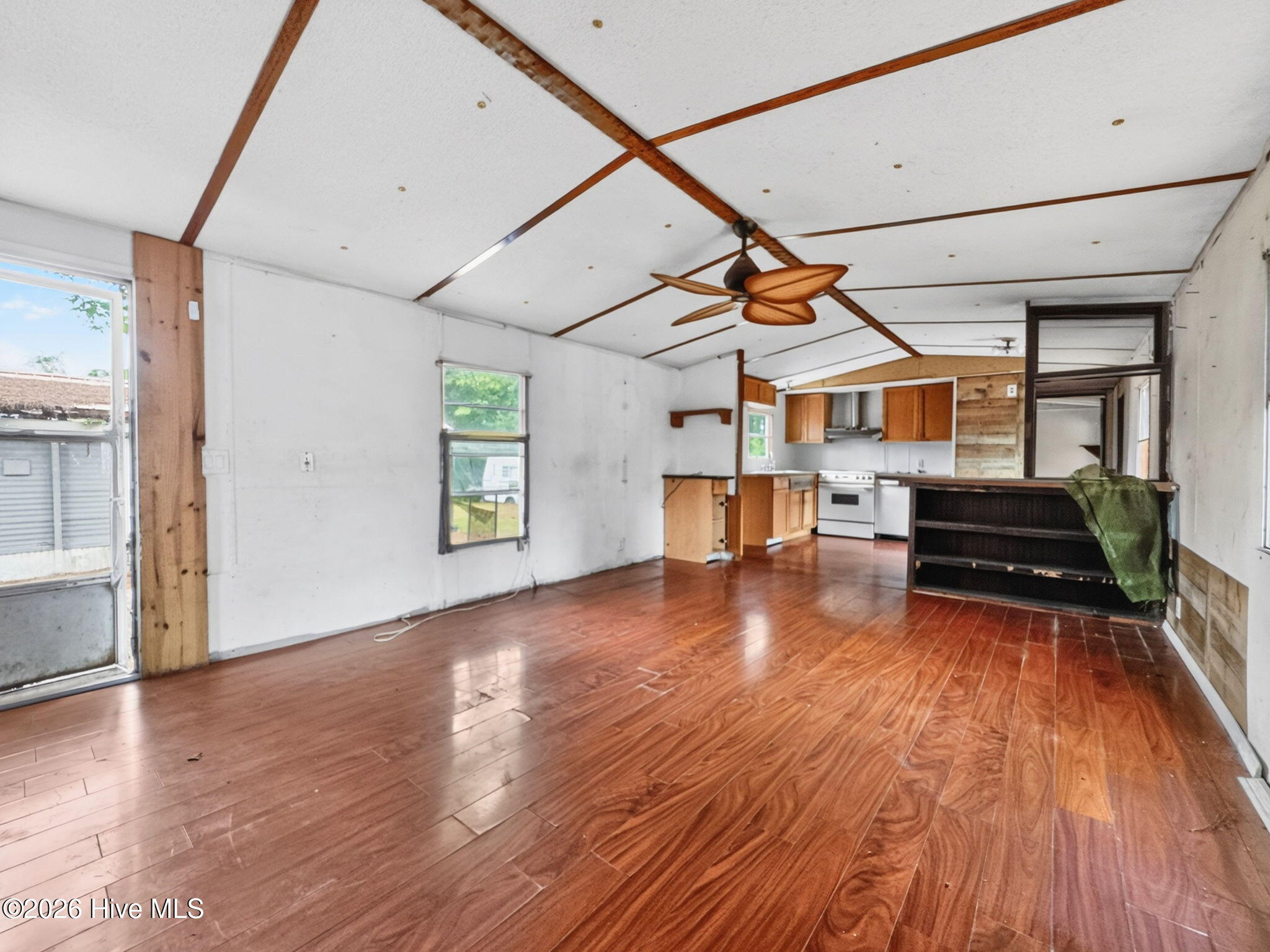 4159 9th Street SE