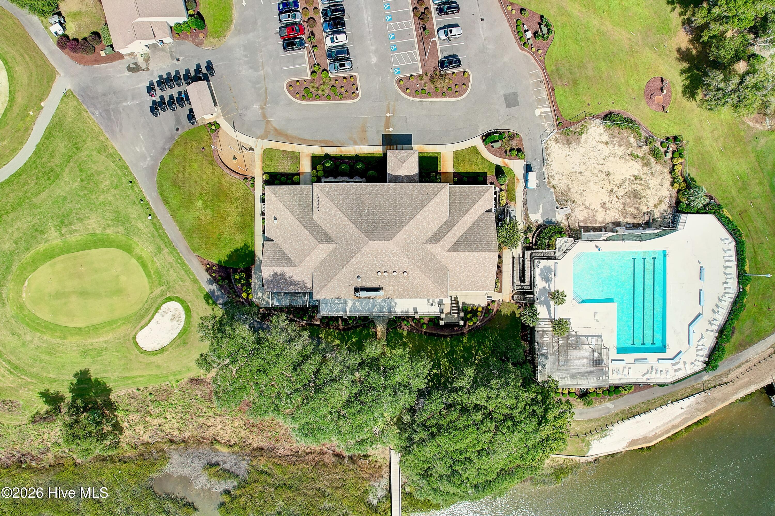 400 Genoes Point Road SW