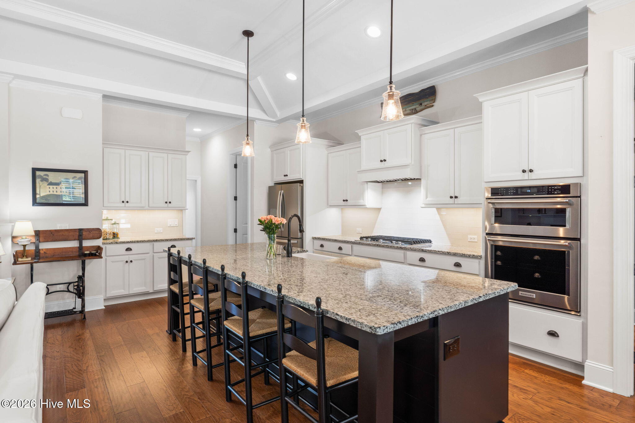 2736 Cedar Crest Drive