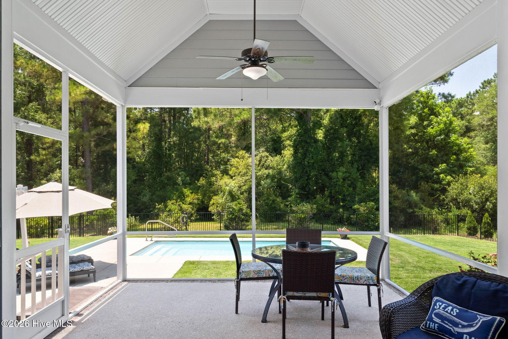 2736 Cedar Crest Drive