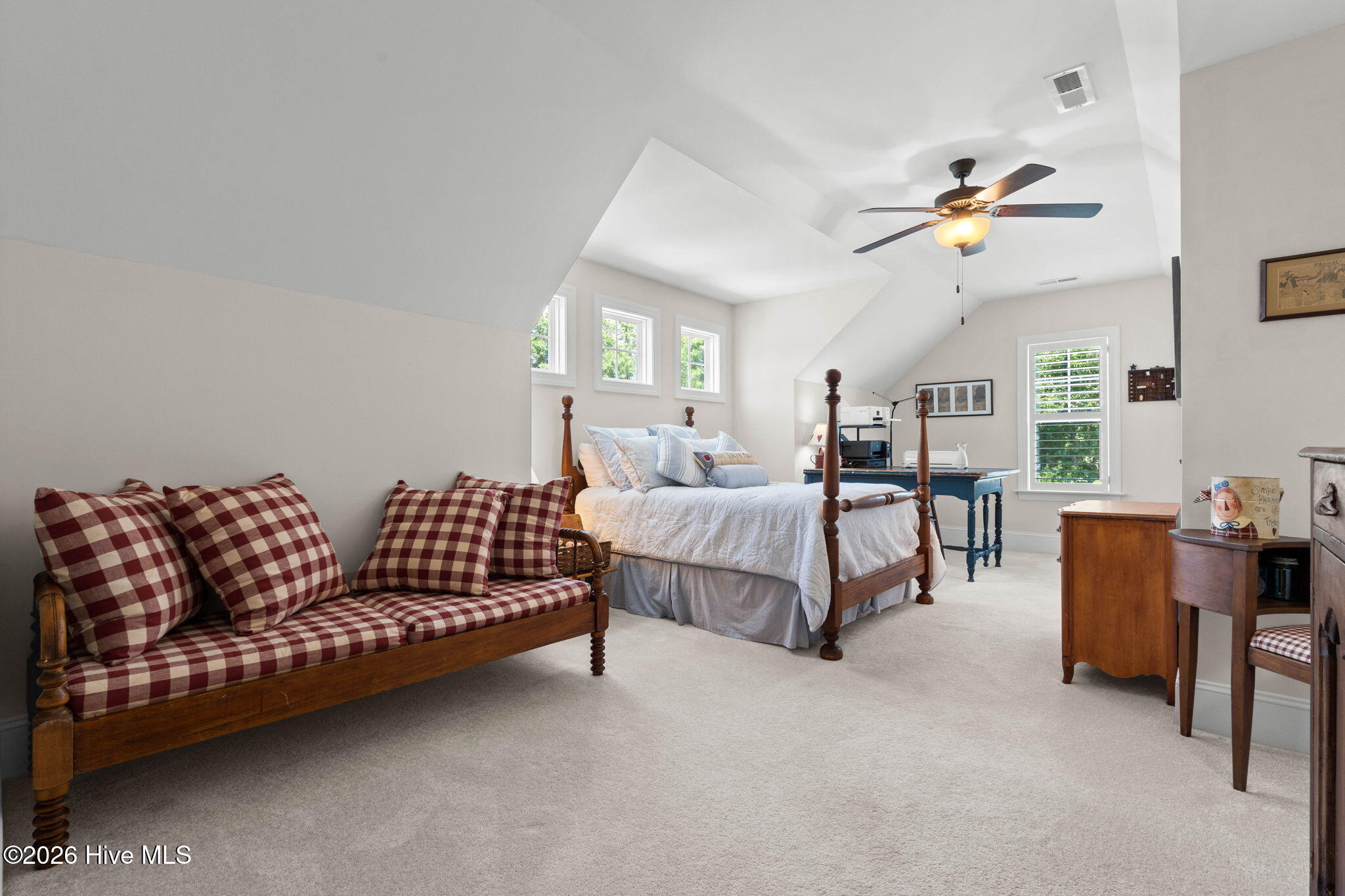 2736 Cedar Crest Drive