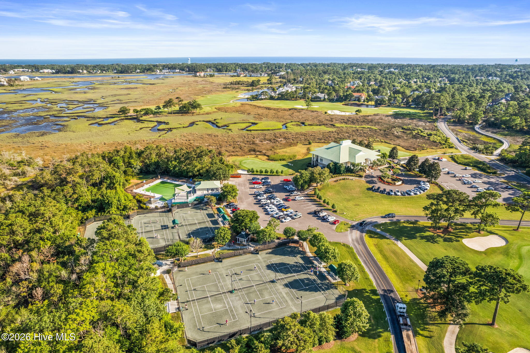 2736 Cedar Crest Drive
