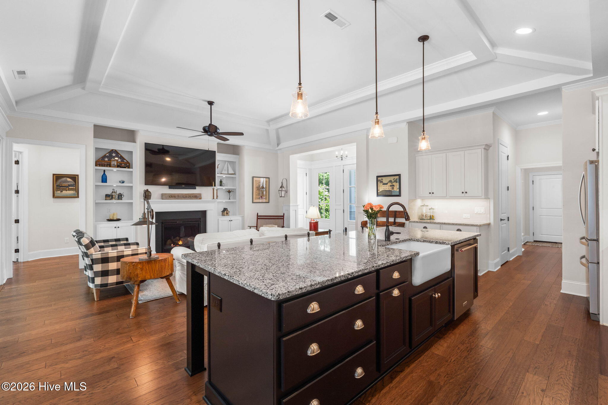 2736 Cedar Crest Drive