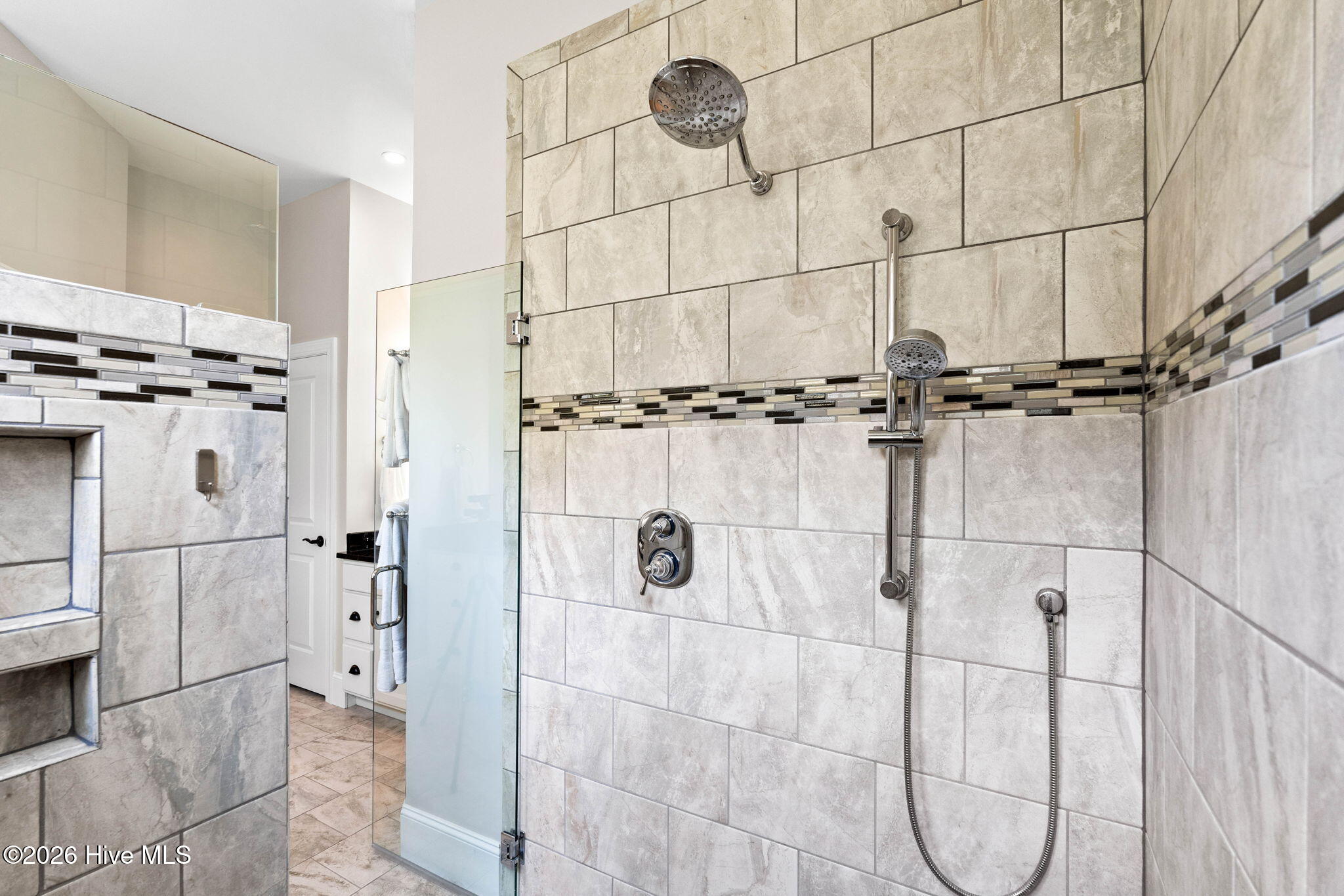 2736 Cedar Crest Drive