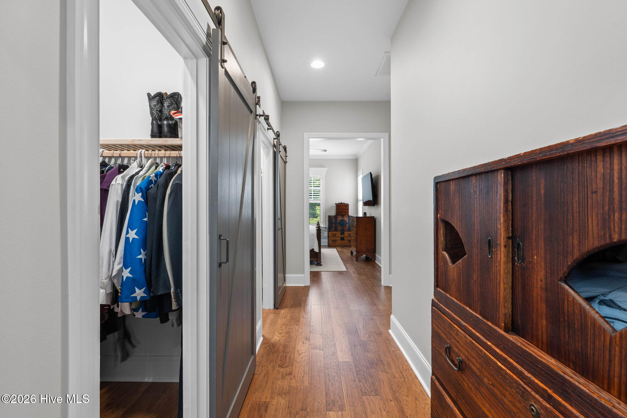 2736 Cedar Crest Drive