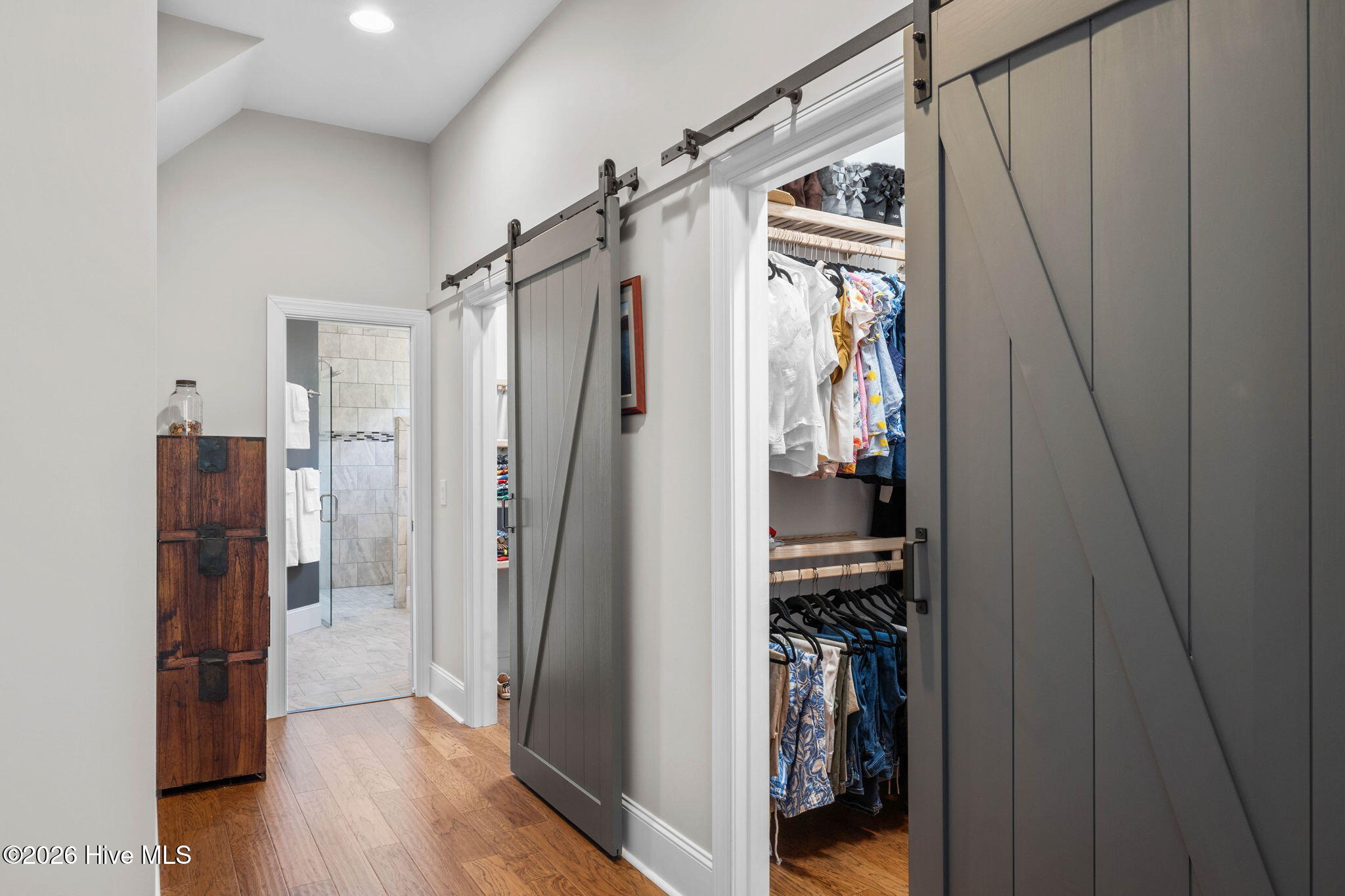 2736 Cedar Crest Drive