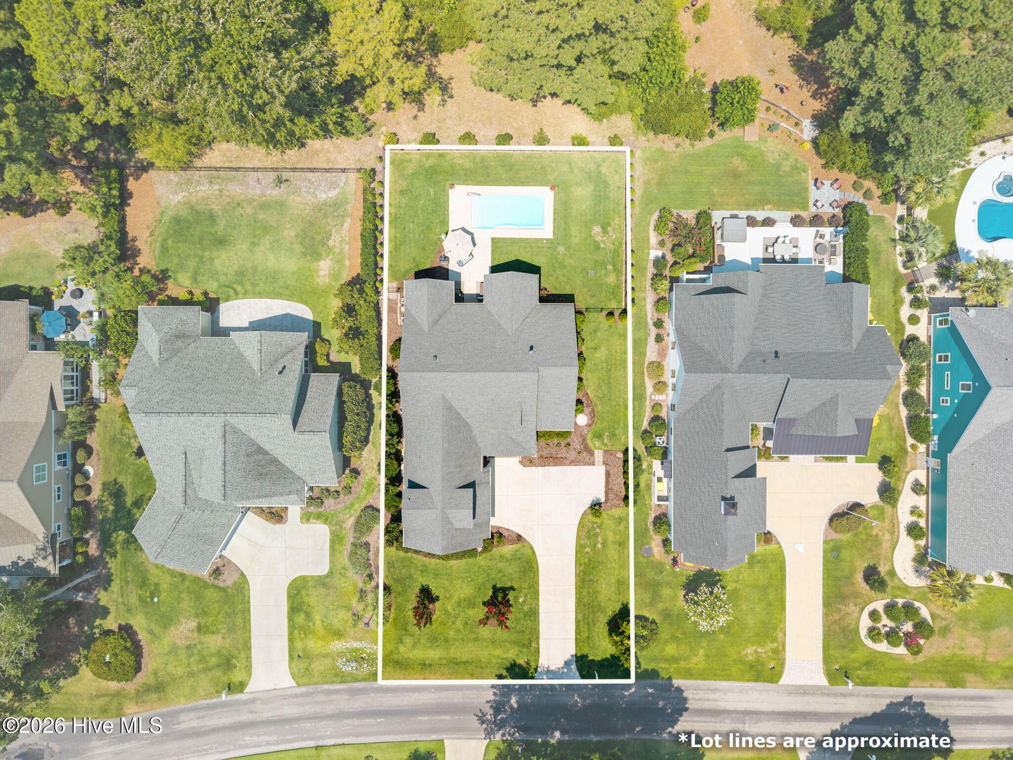 2736 Cedar Crest Drive