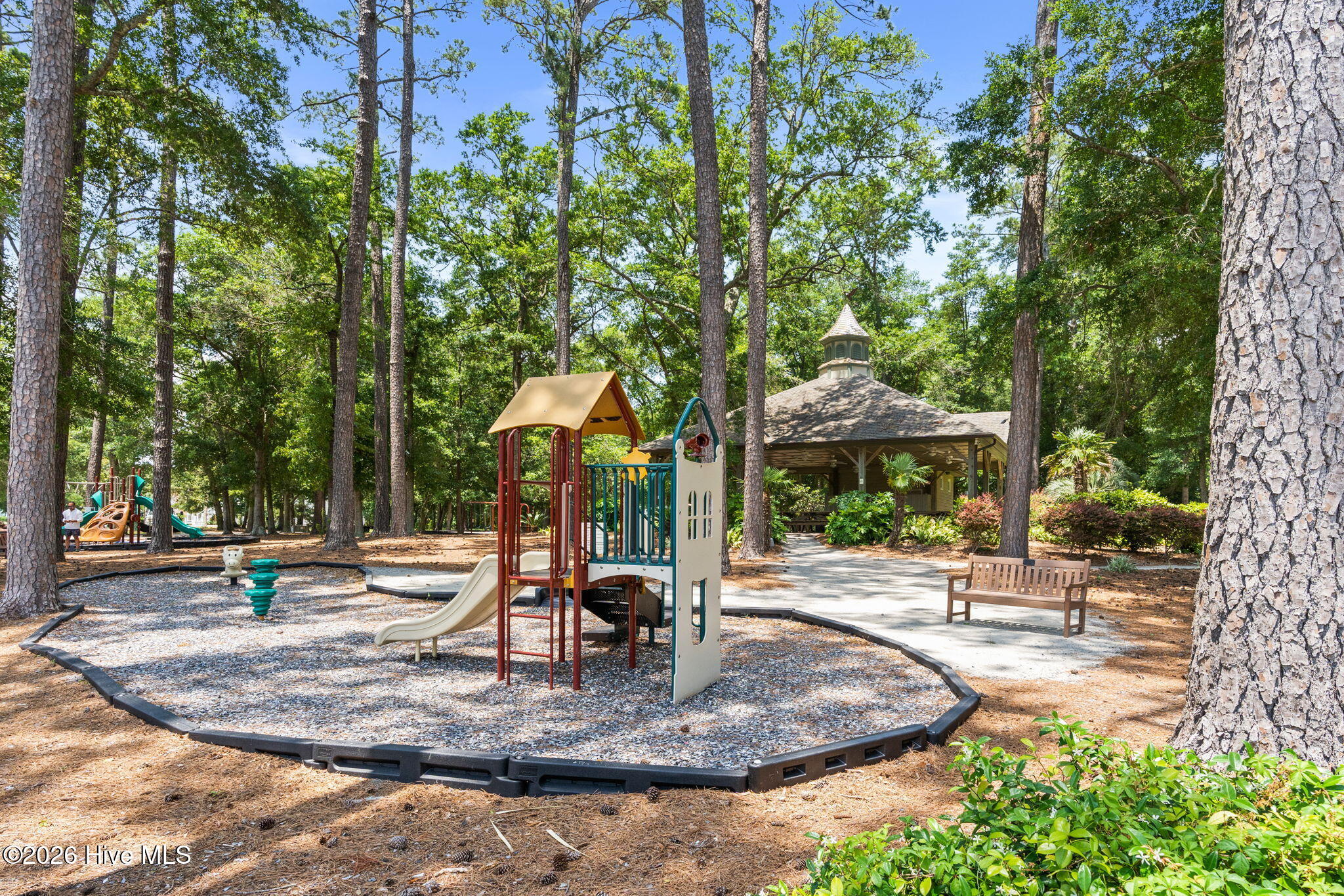2736 Cedar Crest Drive