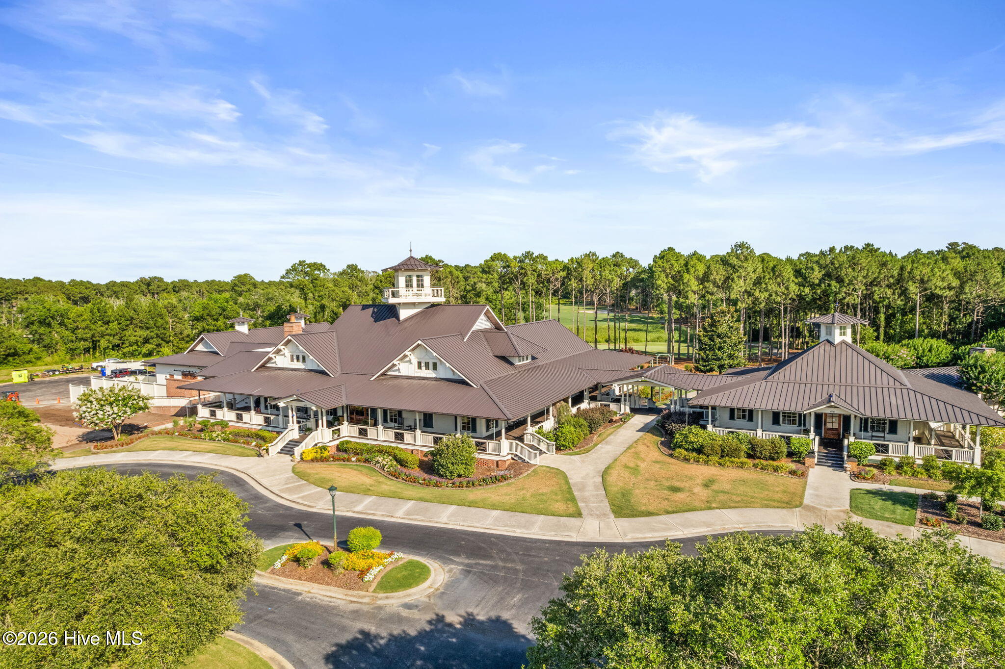 2736 Cedar Crest Drive