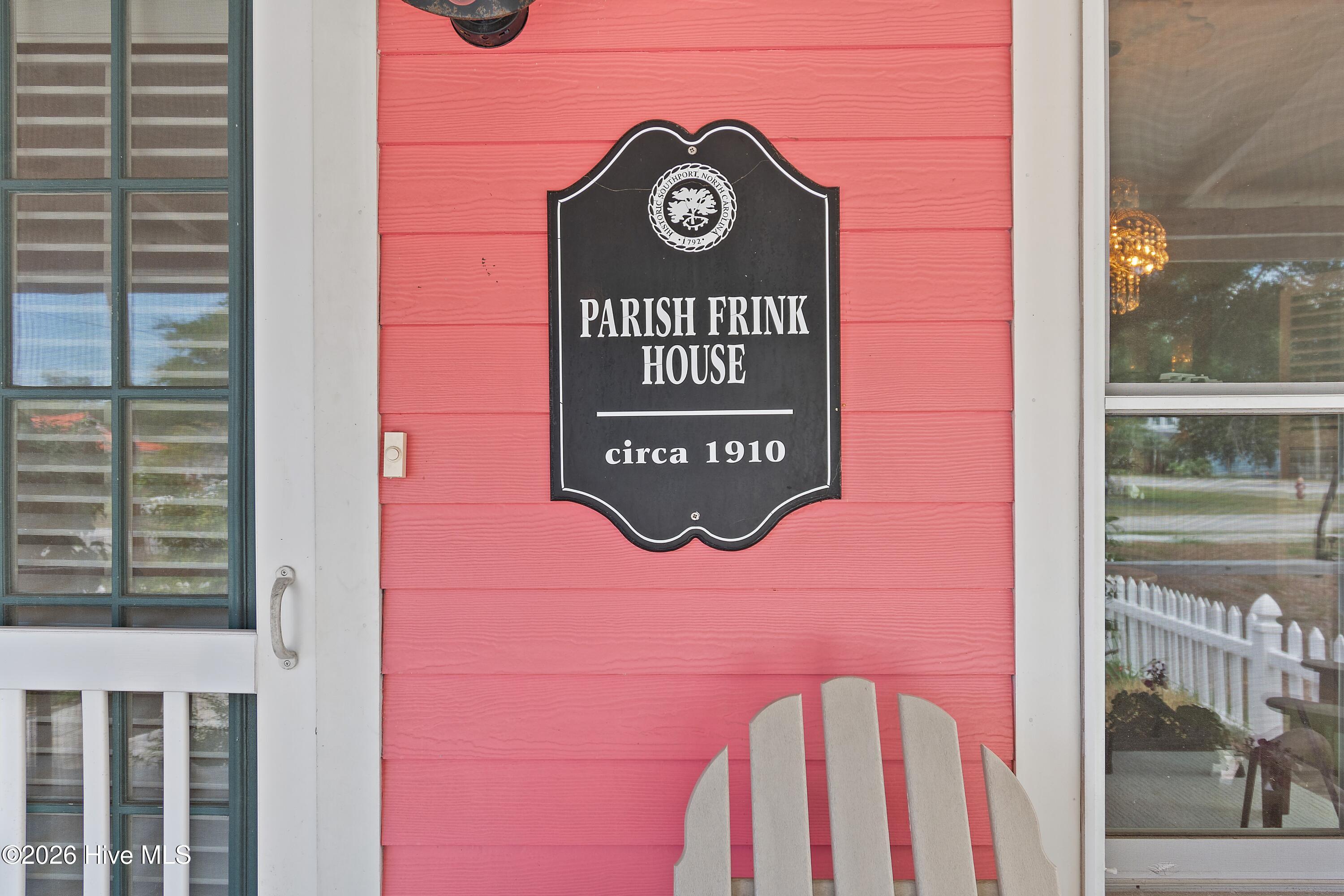 209 W St George Street