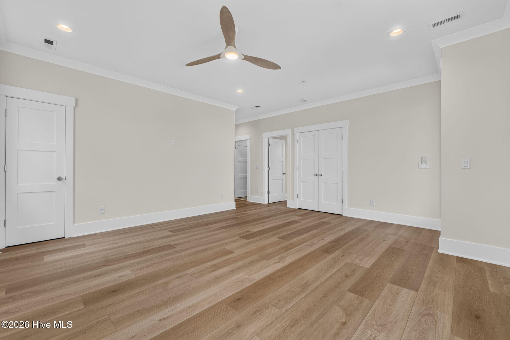 2512 W Pelican Drive