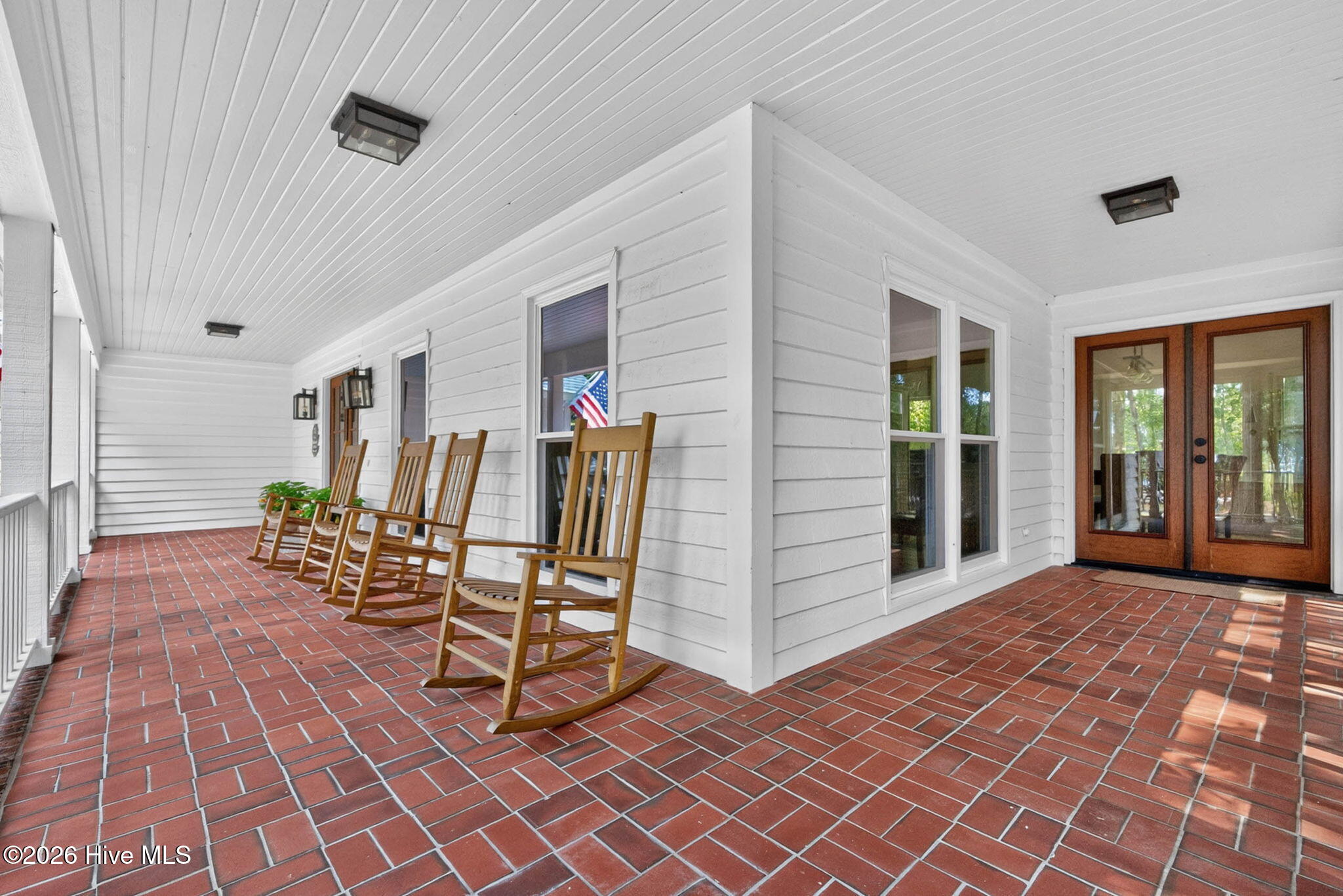 5933 Dutchman Creek Road