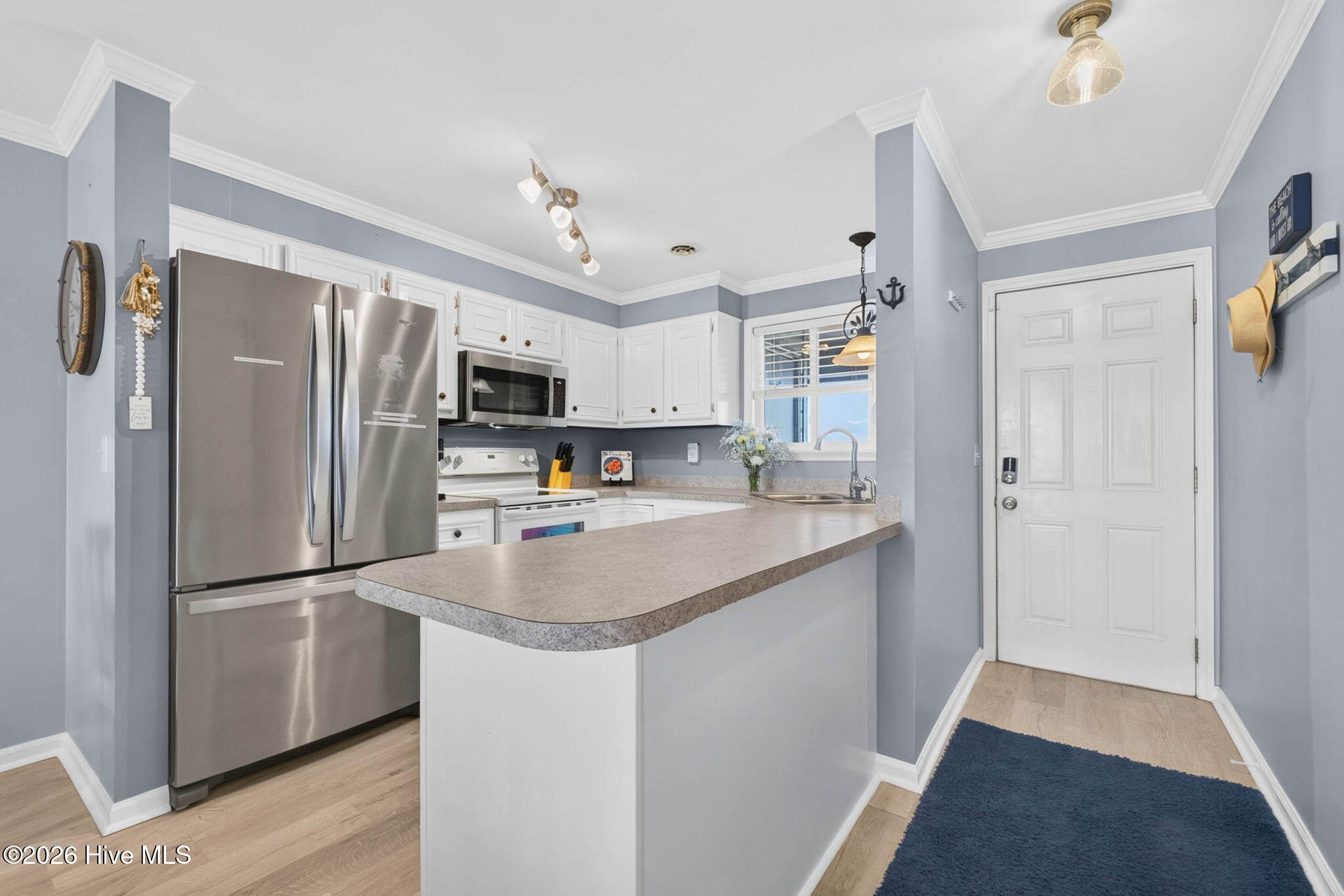 2714 W Beach Drive # 114