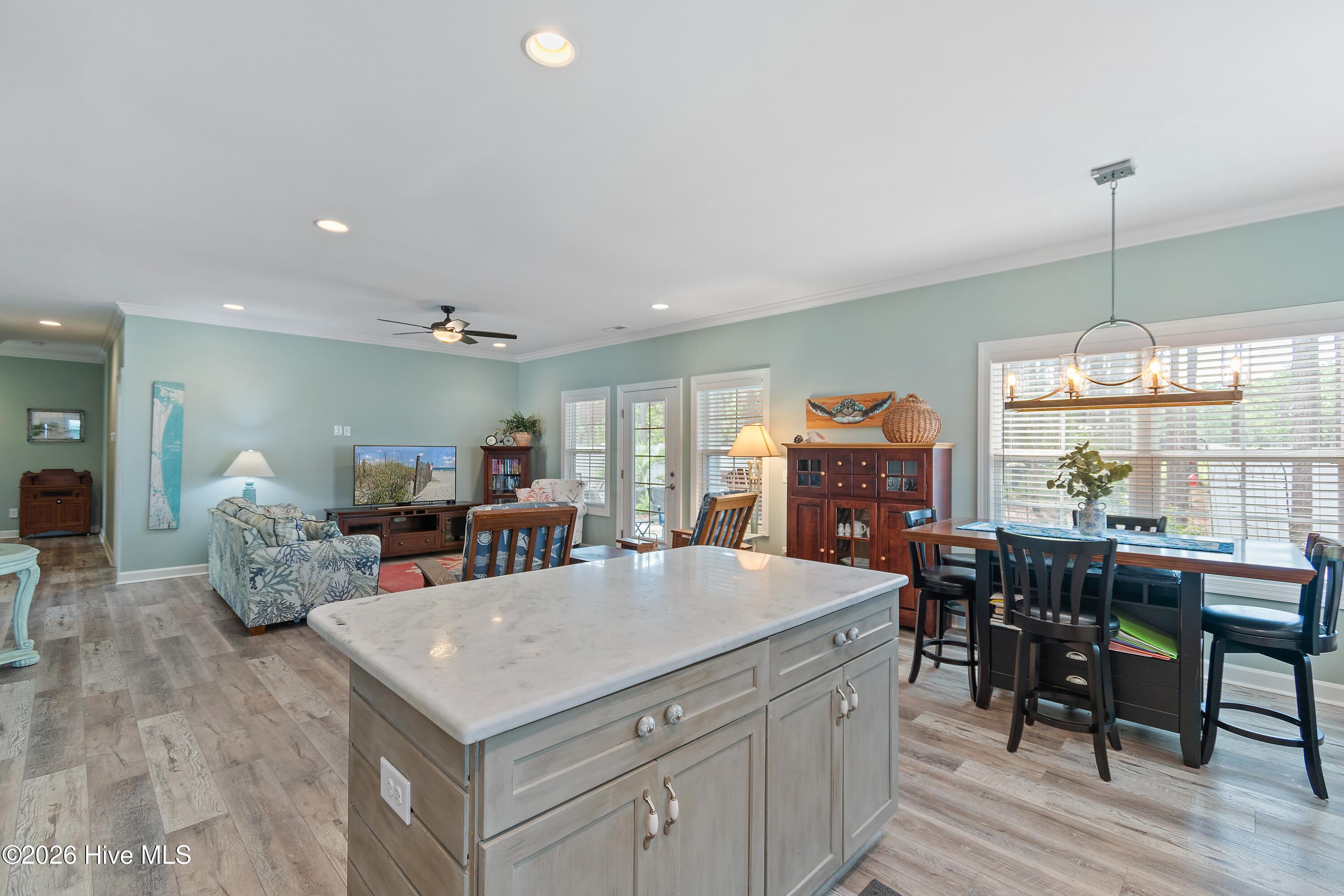 898 Boros Road