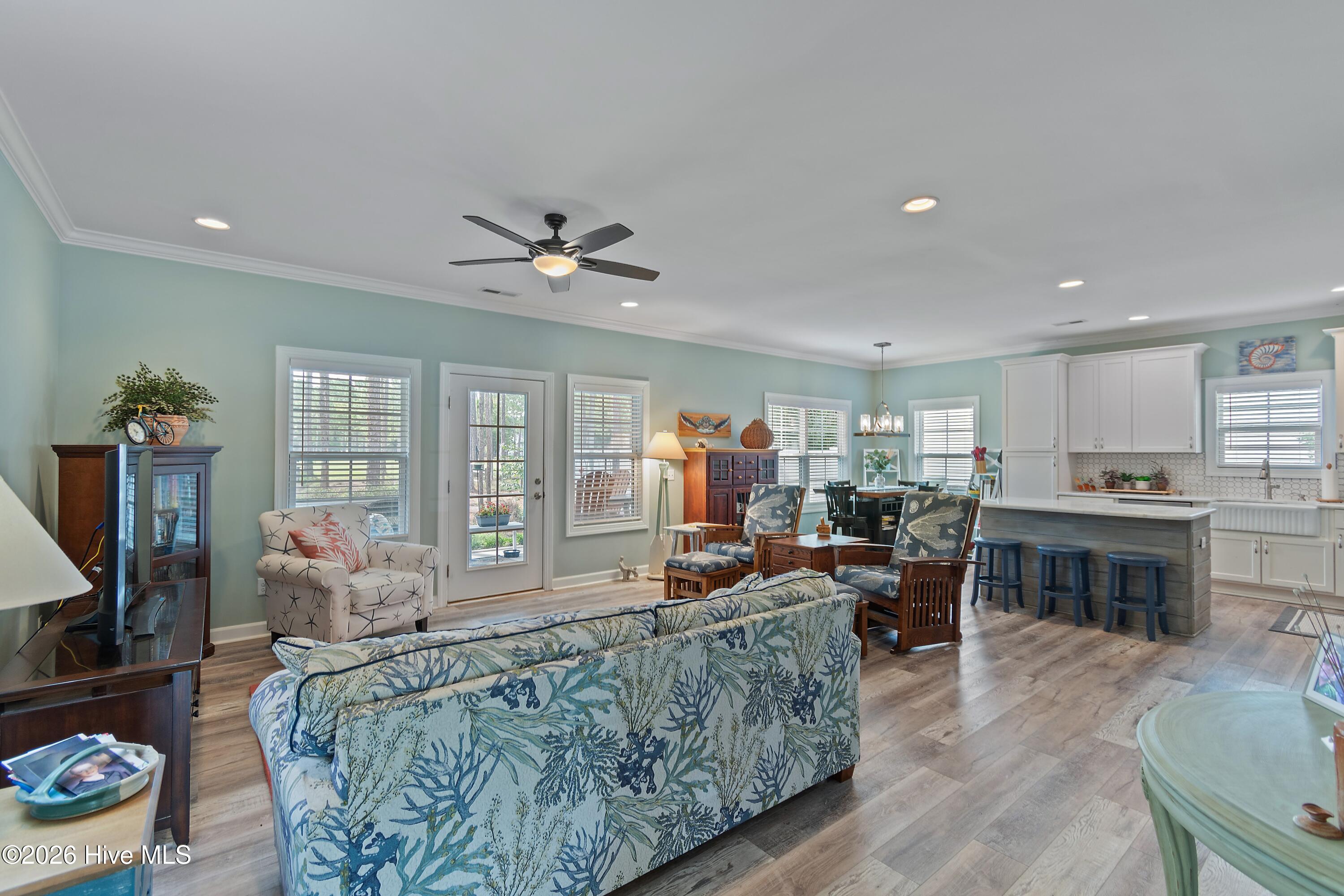898 Boros Road