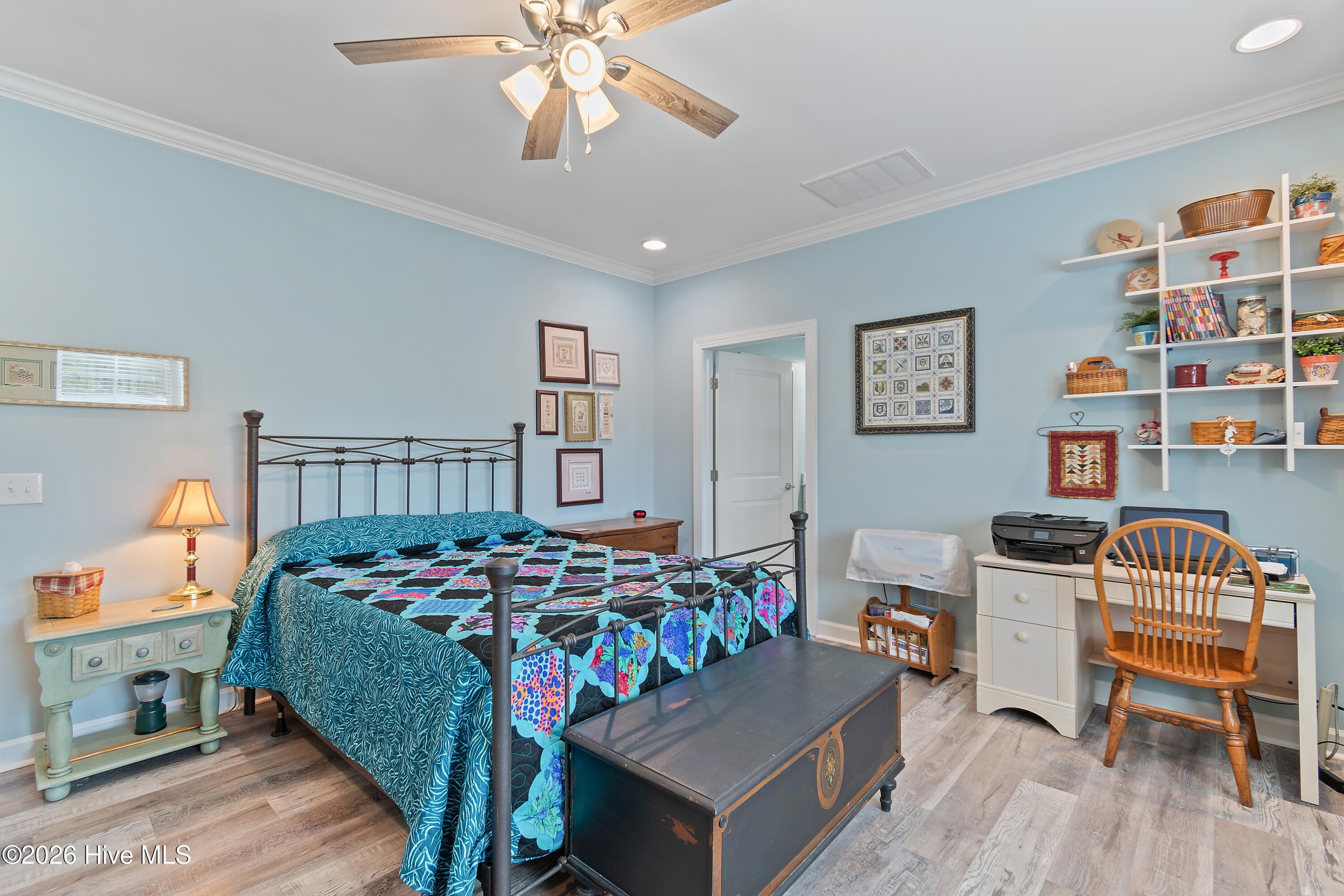 898 Boros Road