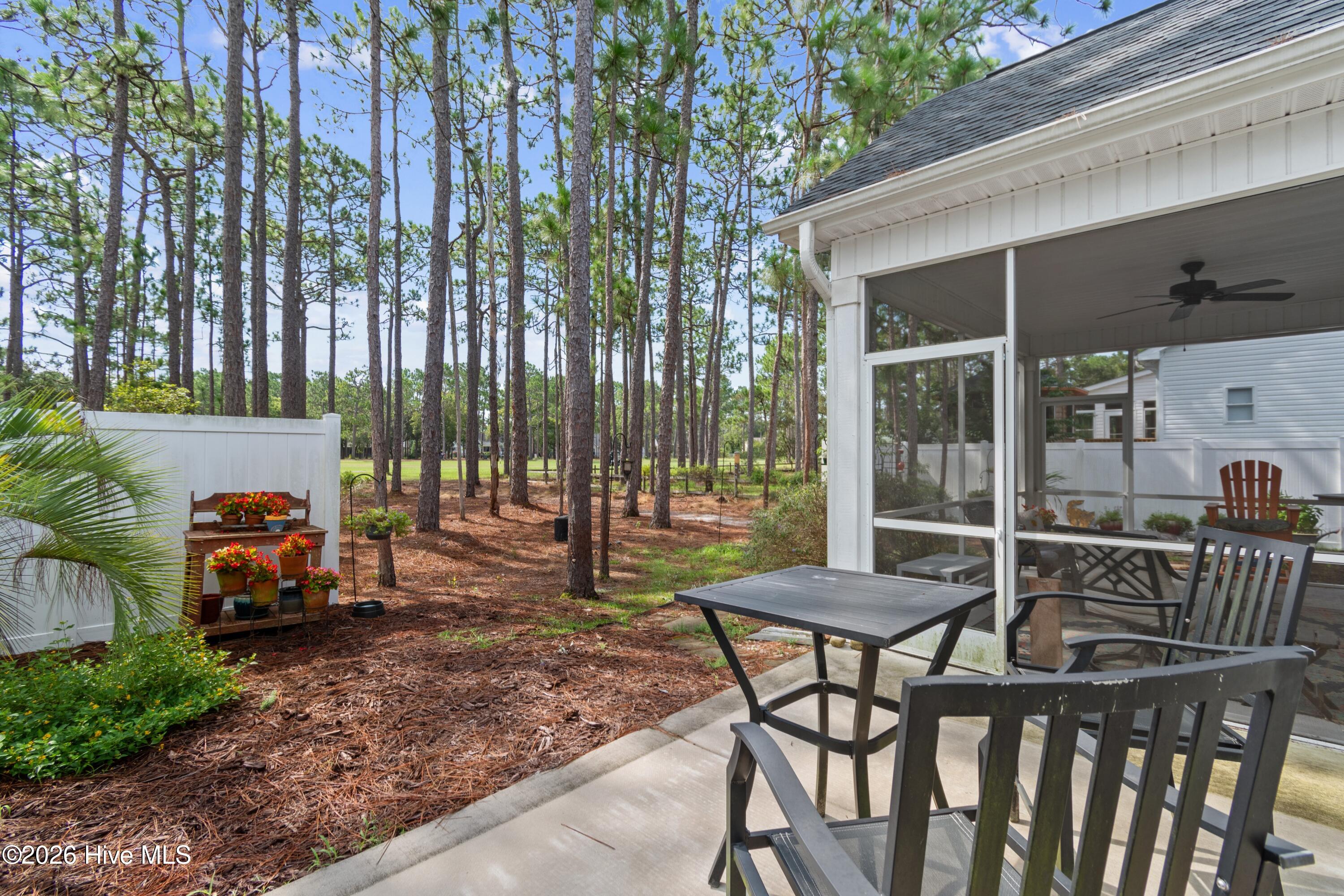 898 Boros Road