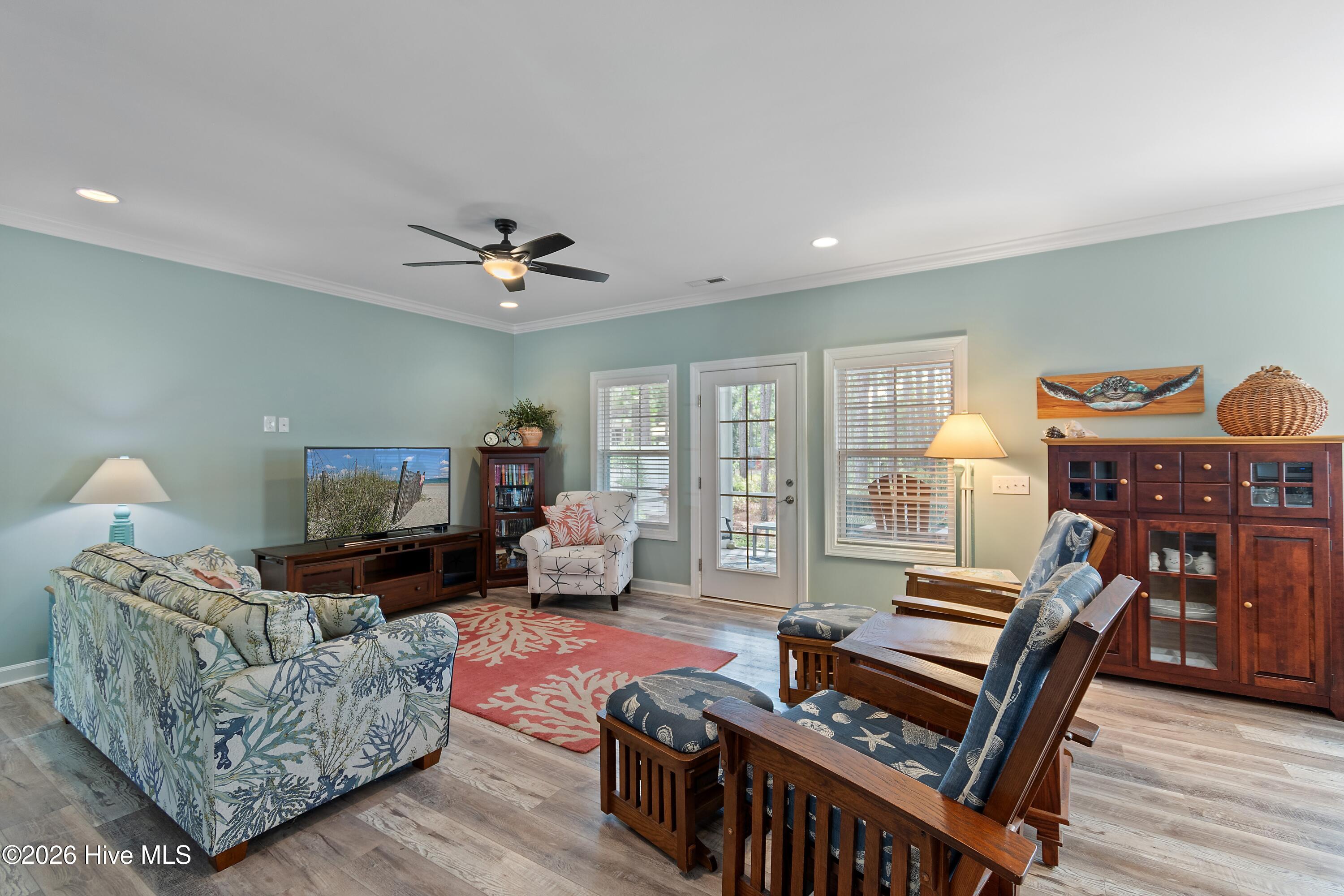 898 Boros Road