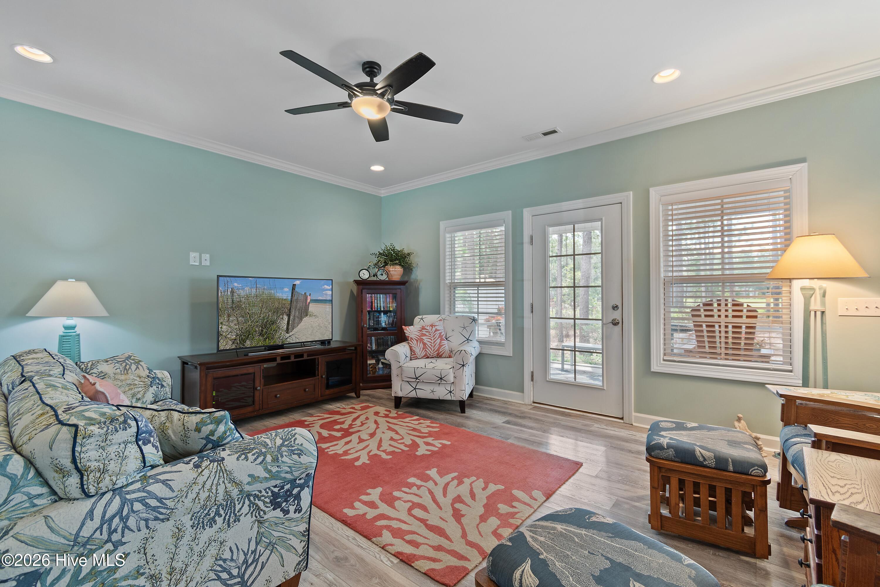 898 Boros Road