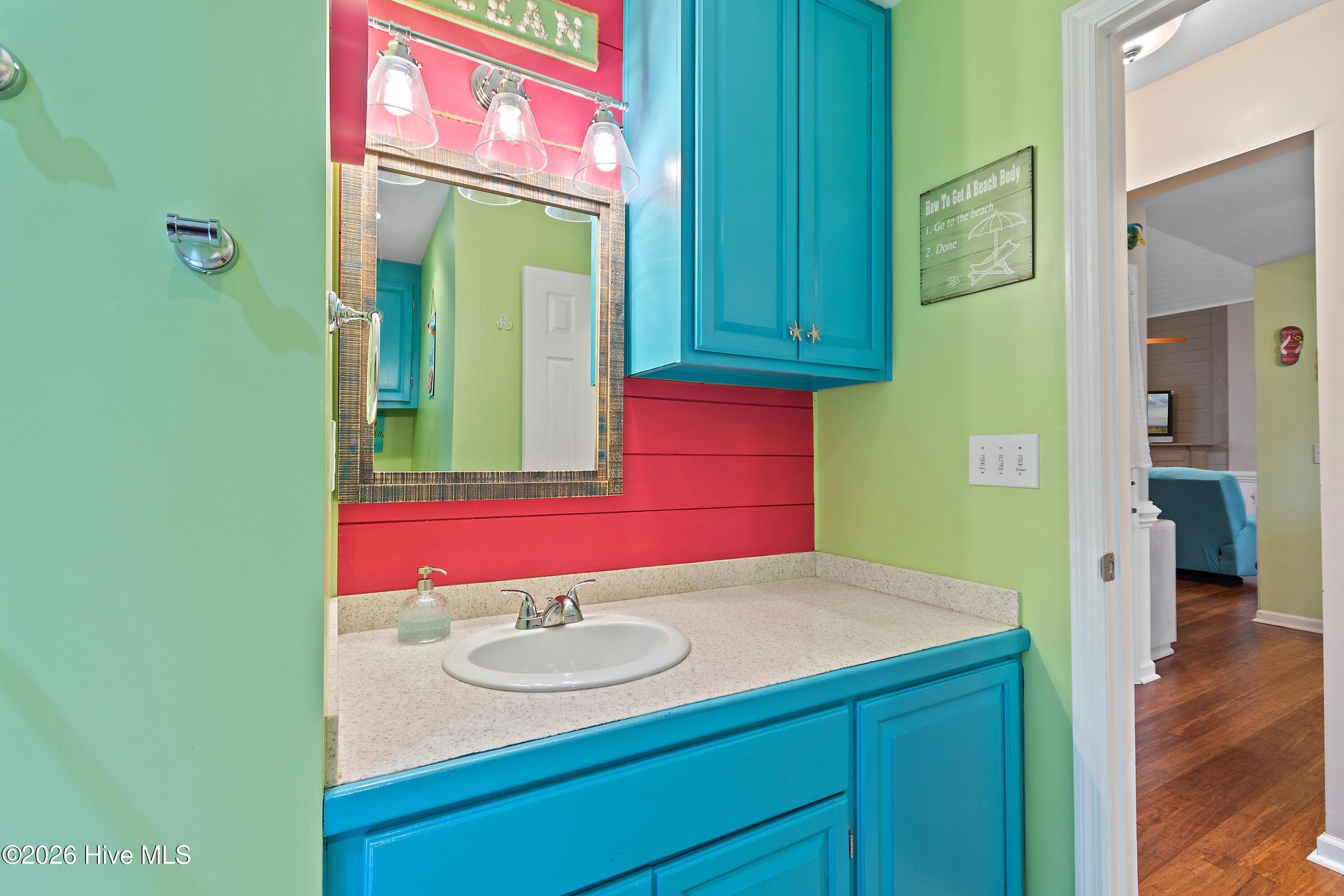 117 NE 33rd Street