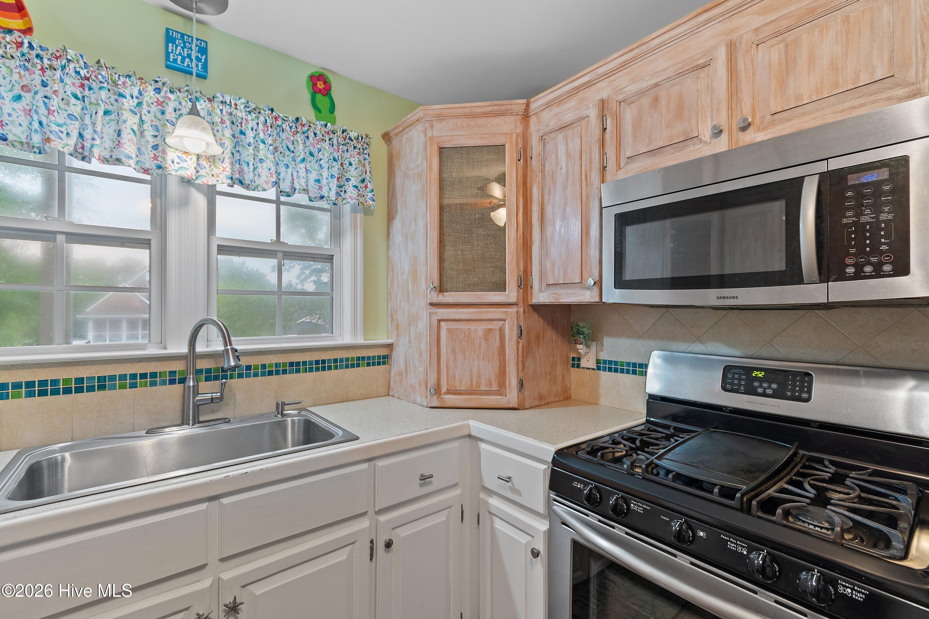 117 NE 33rd Street