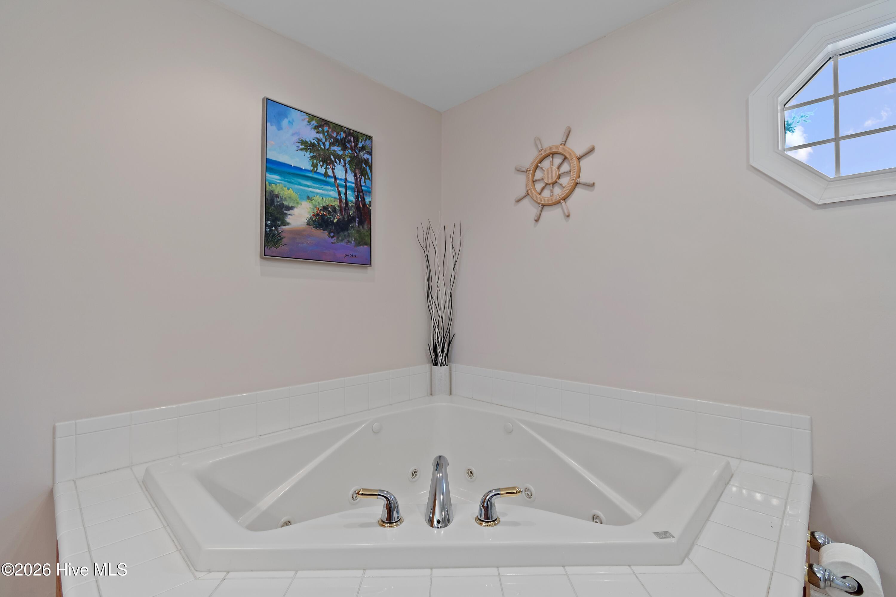 117 NE 33rd Street