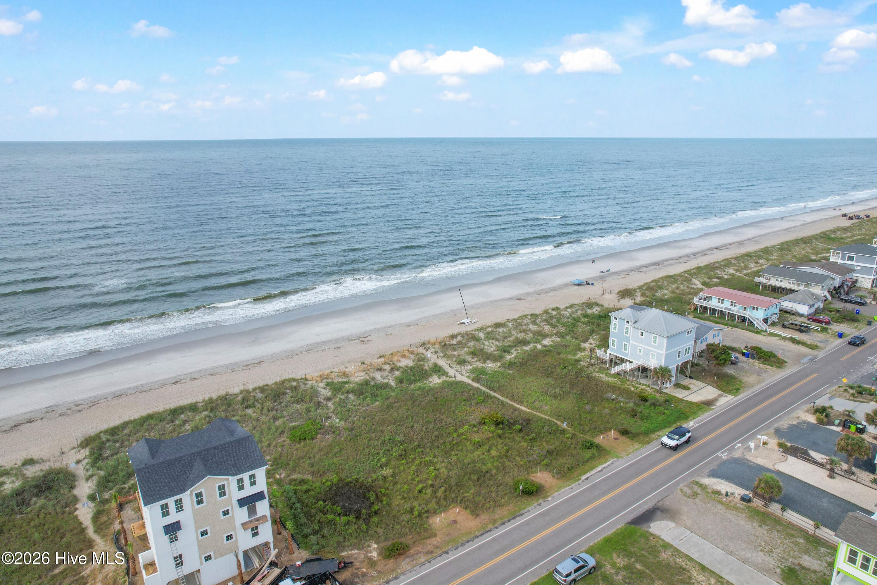 5211 E Beach Drive