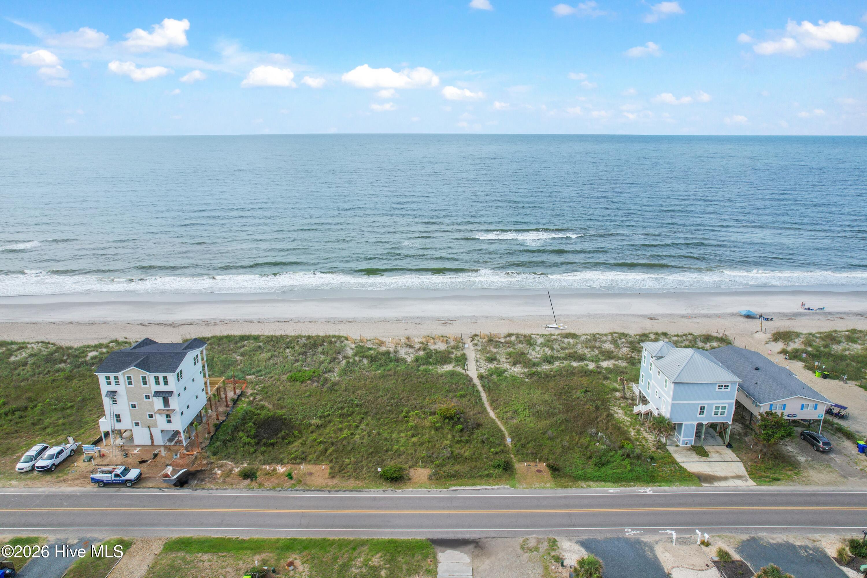 5211 E Beach Drive