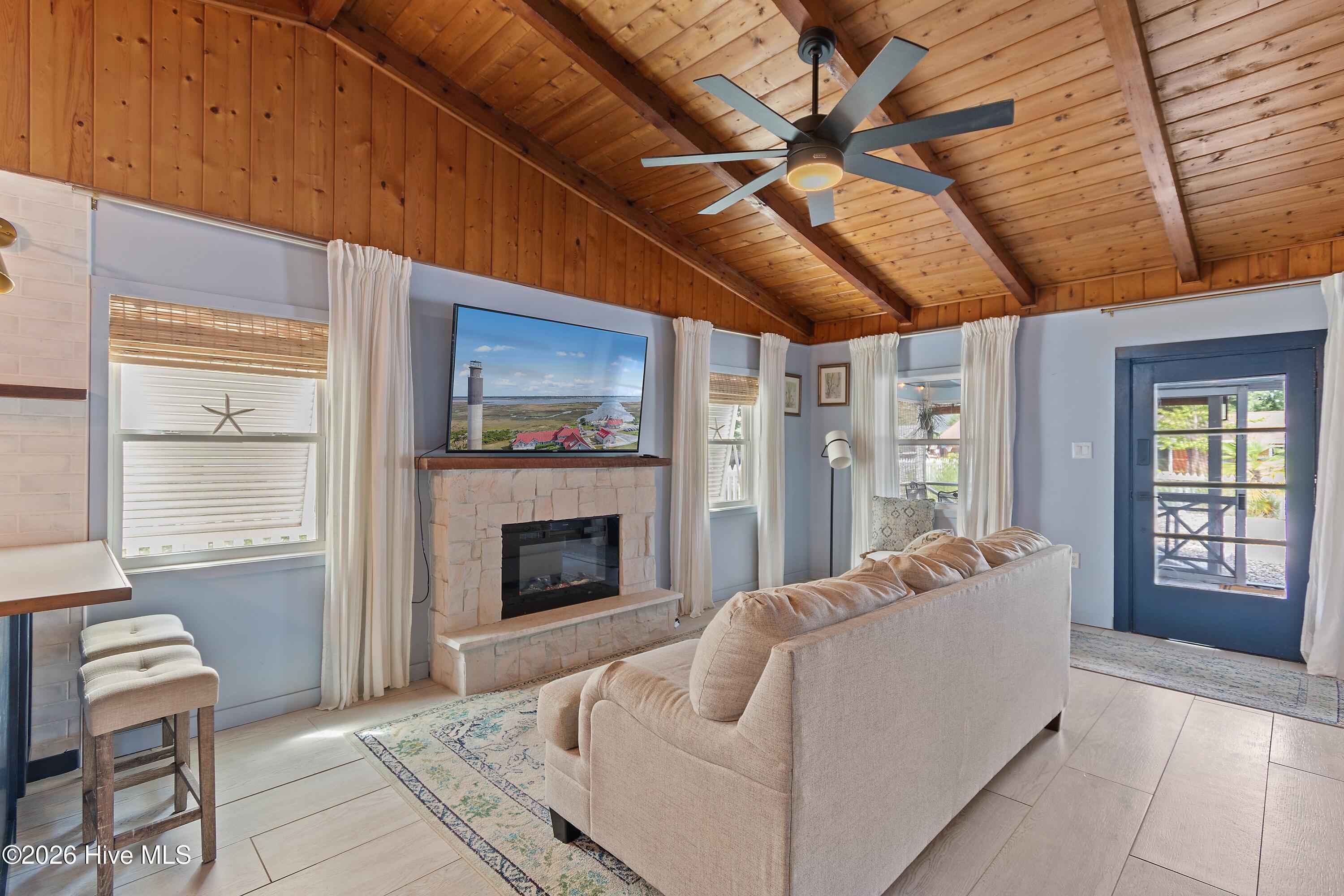 318 NE 58th Street