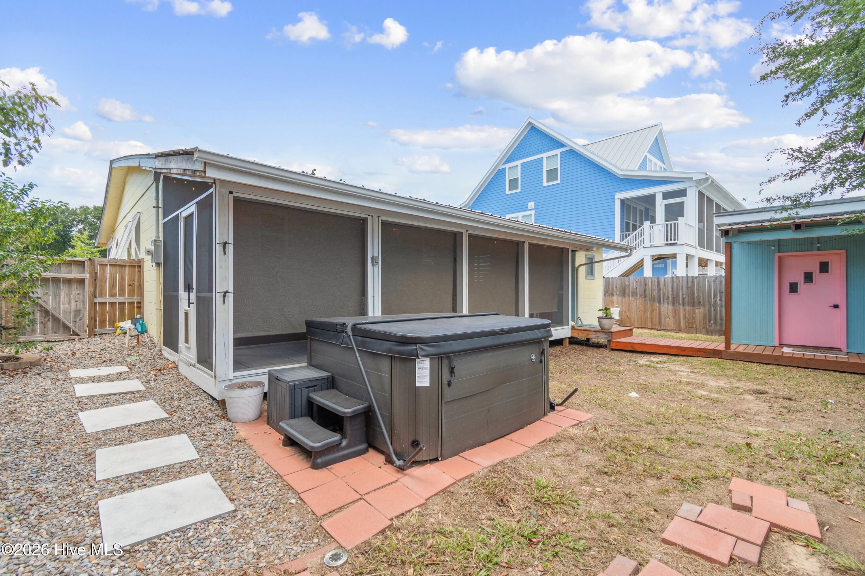 318 NE 58th Street