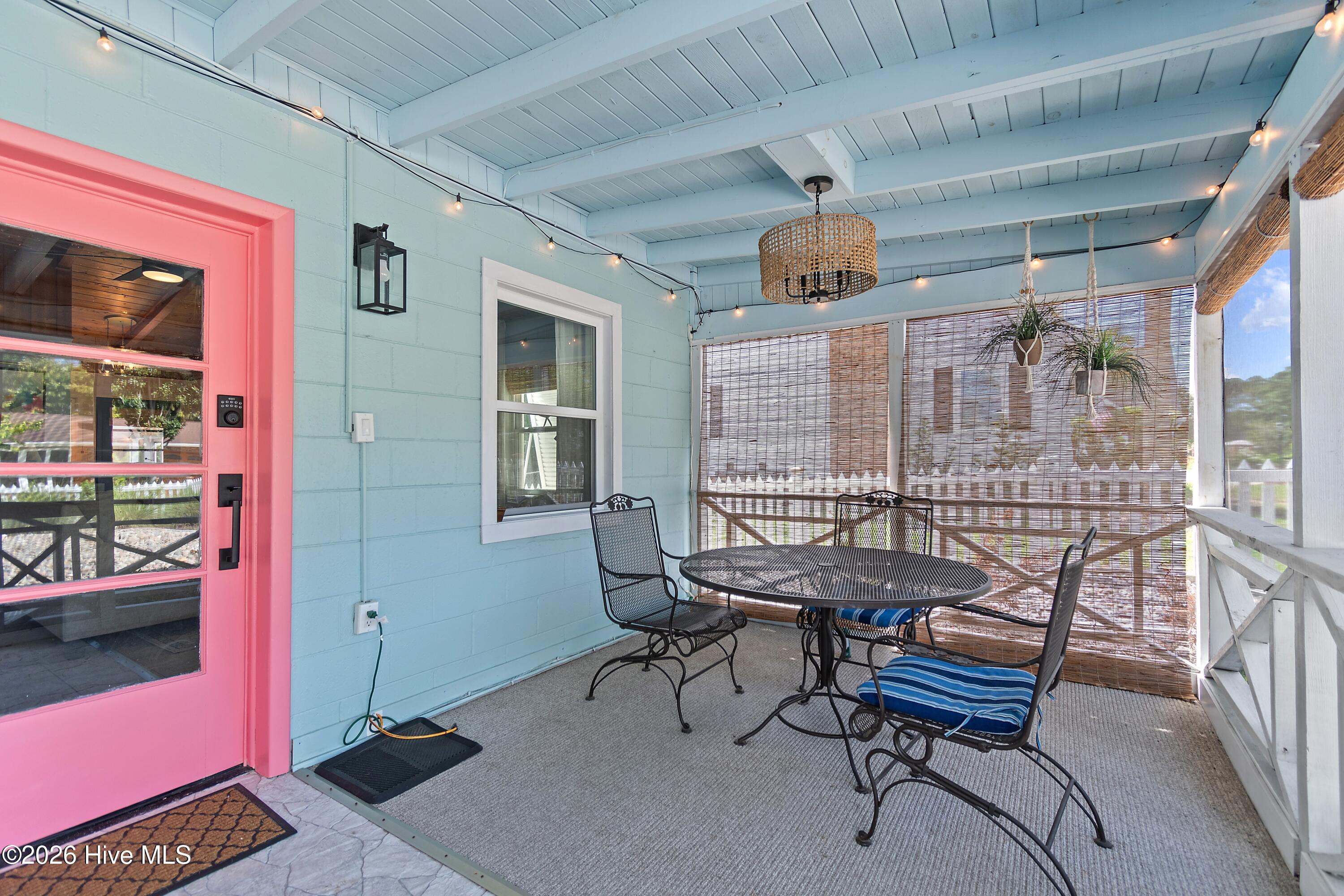 318 NE 58th Street