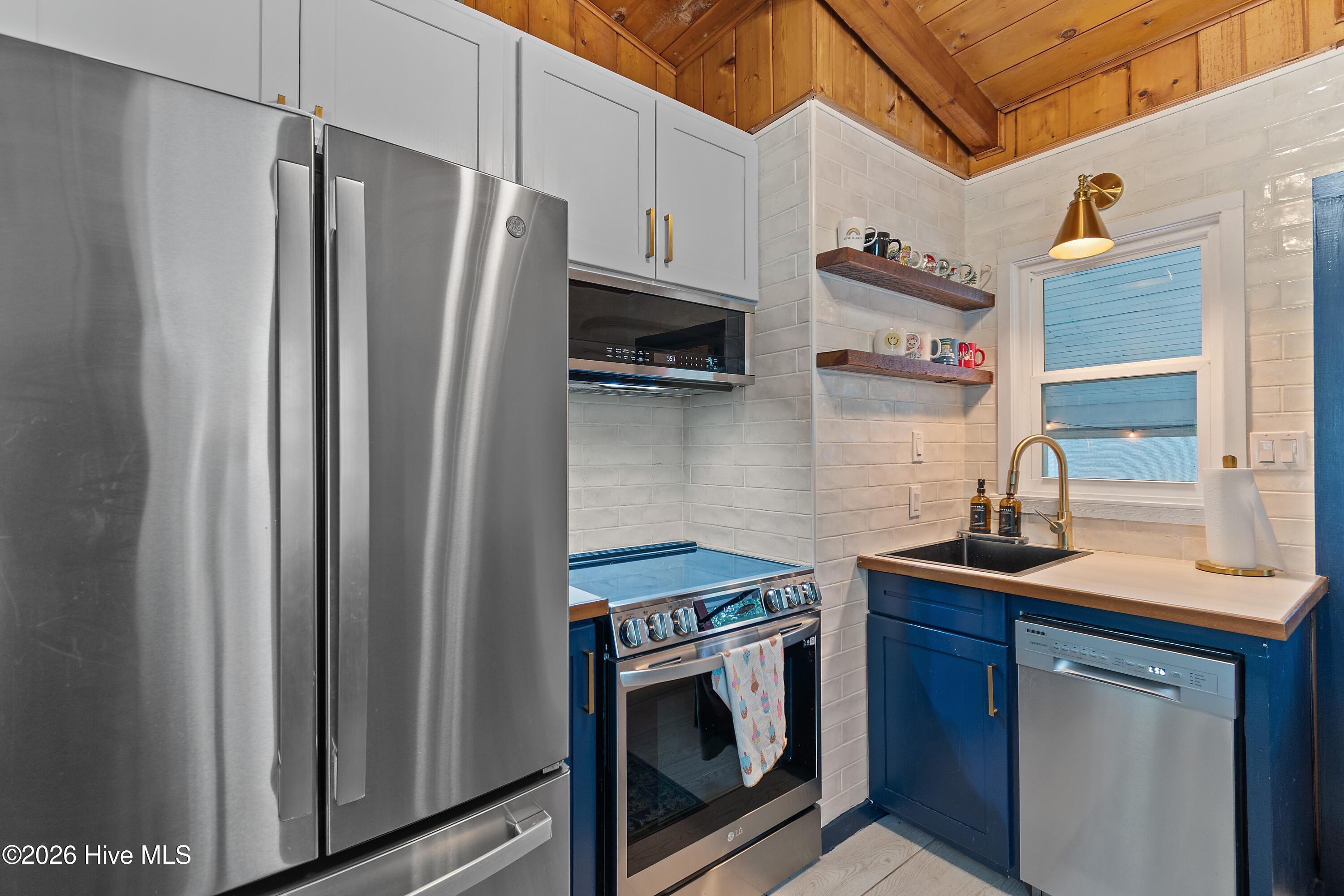 318 NE 58th Street