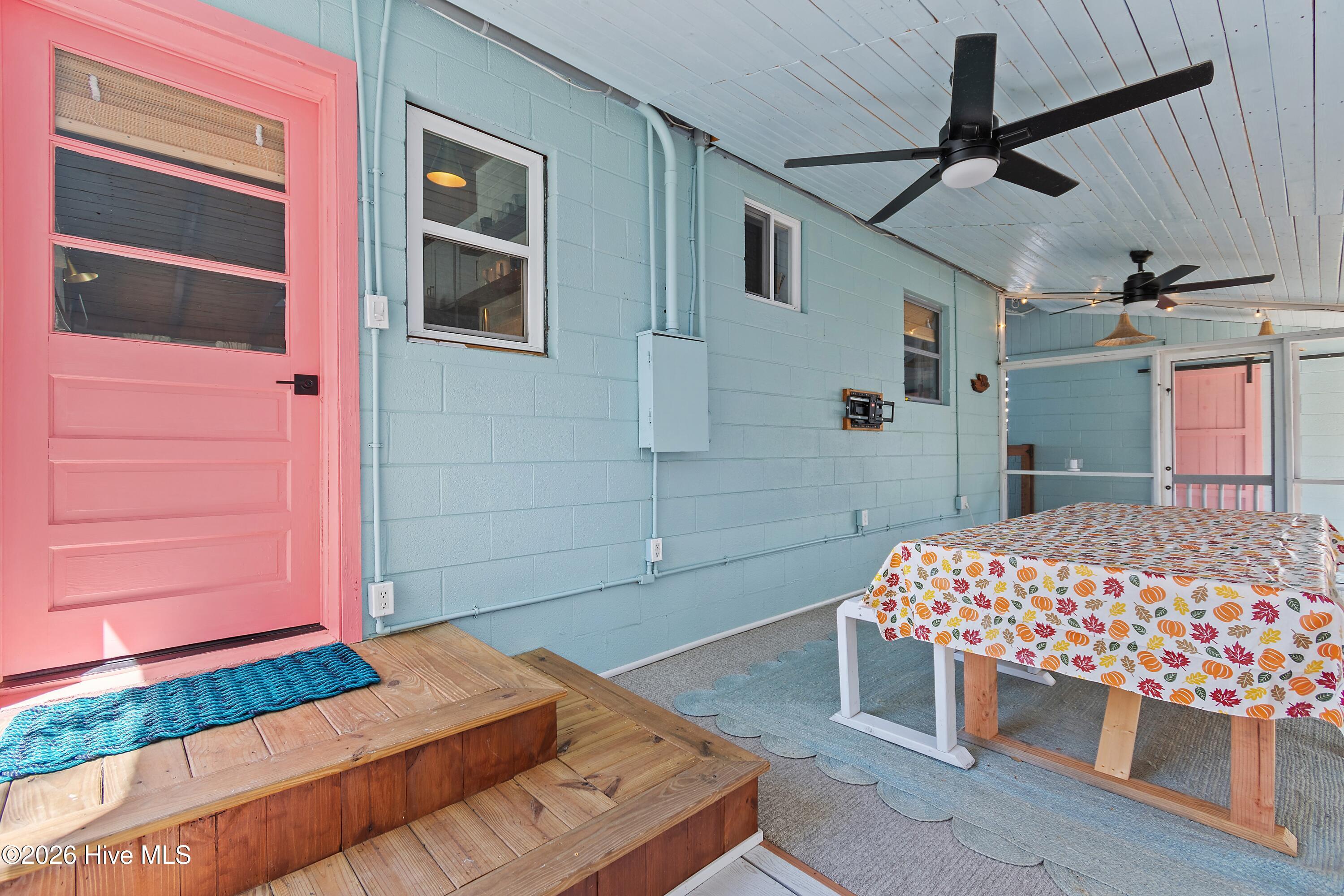 318 NE 58th Street