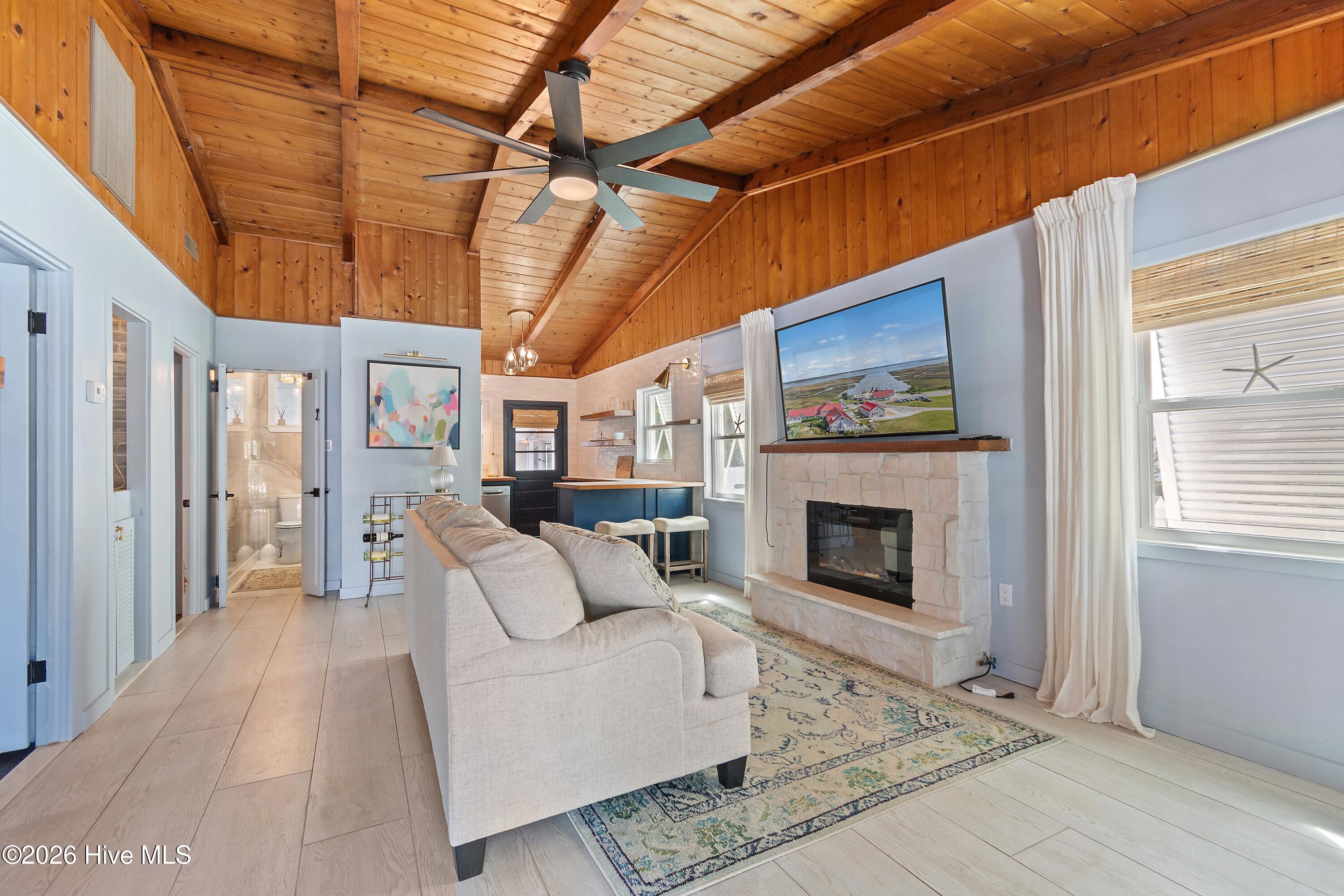 318 NE 58th Street