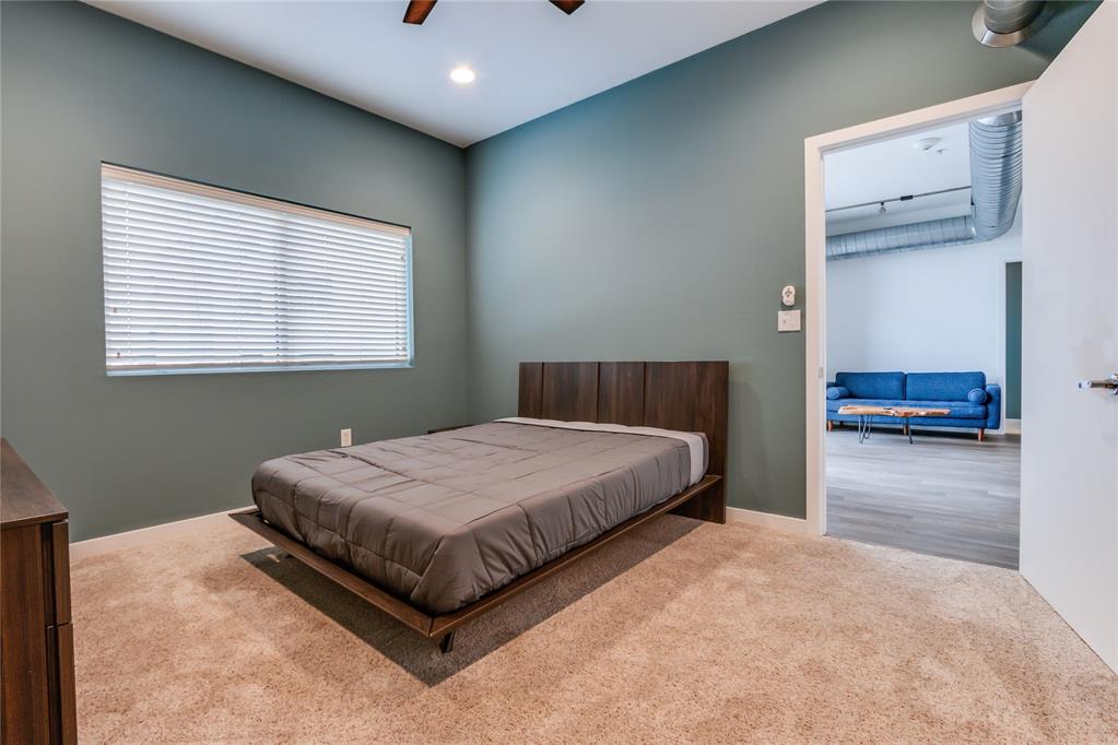 1 NE 2nd Street Unit: 412