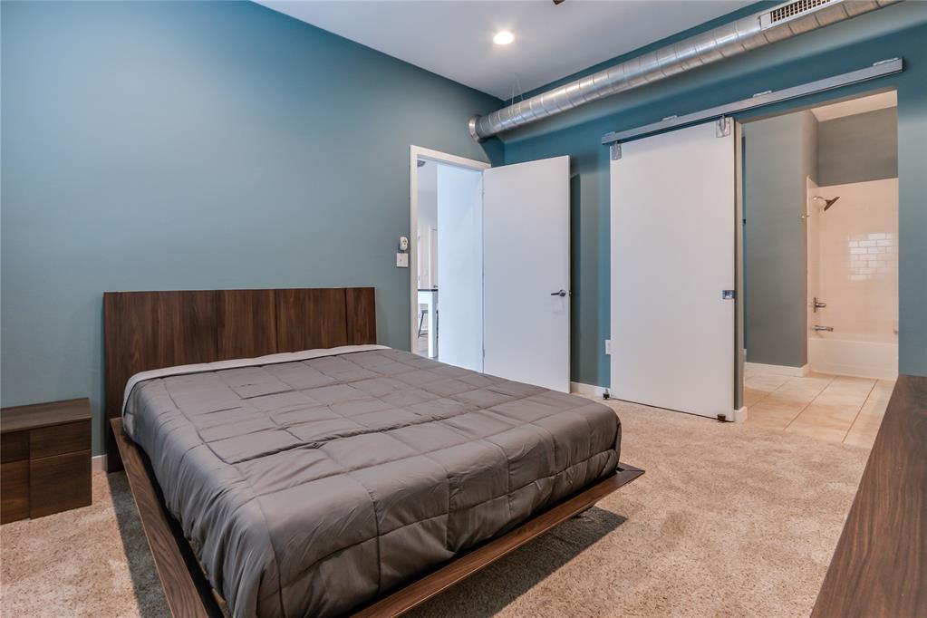 1 NE 2nd Street Unit: 412