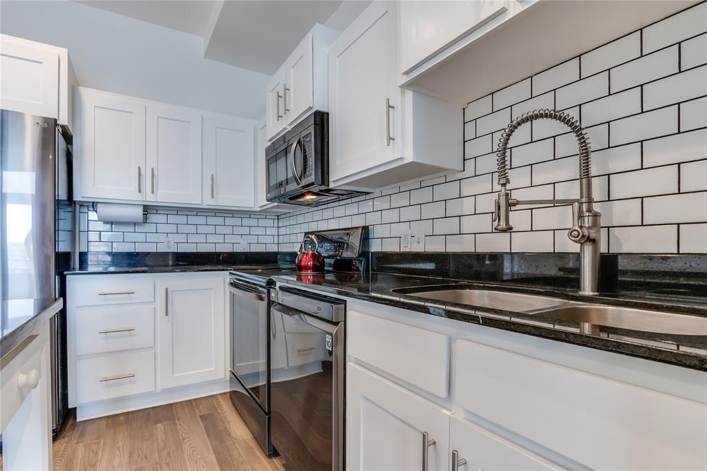 1 NE 2nd Street Unit: 412