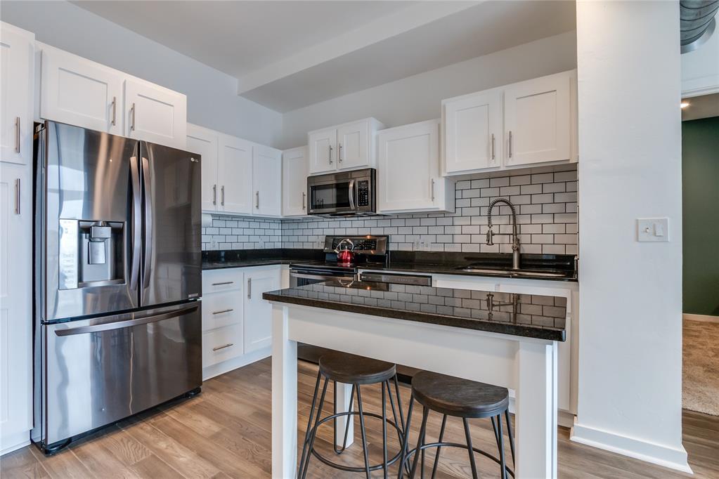 1 NE 2nd Street Unit: 412