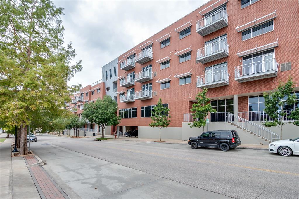 1 NE 2nd Street Unit: 412