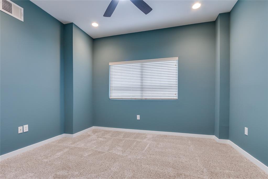 1 NE 2nd Street Unit: 412