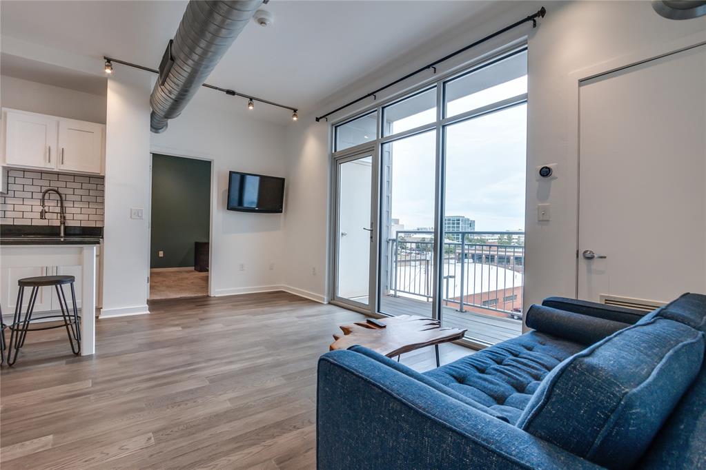 1 NE 2nd Street Unit: 412