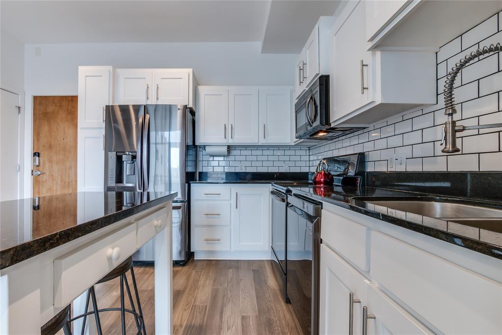 1 NE 2nd Street Unit: 412