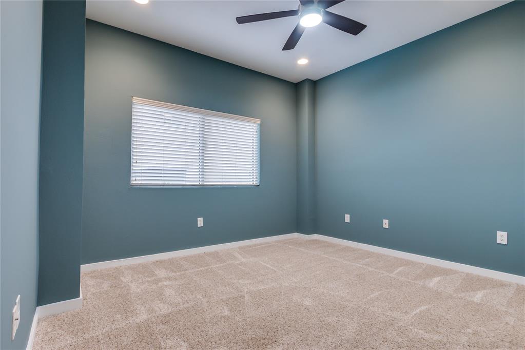 1 NE 2nd Street Unit: 412