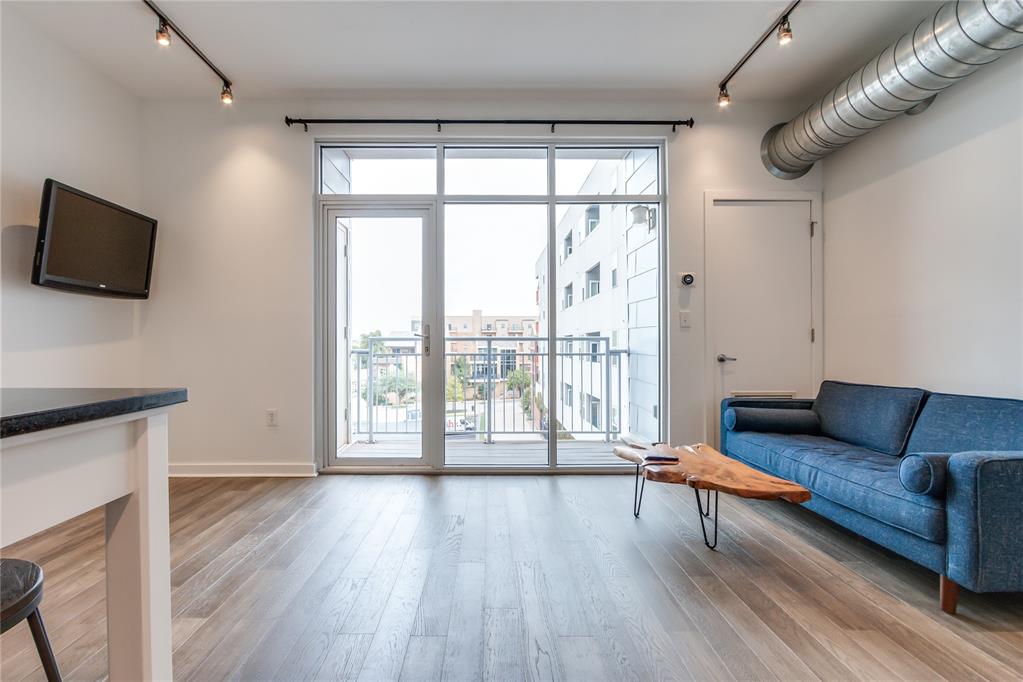 1 NE 2nd Street Unit: 412