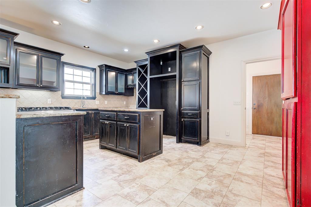 3341 Chardonnay Lane