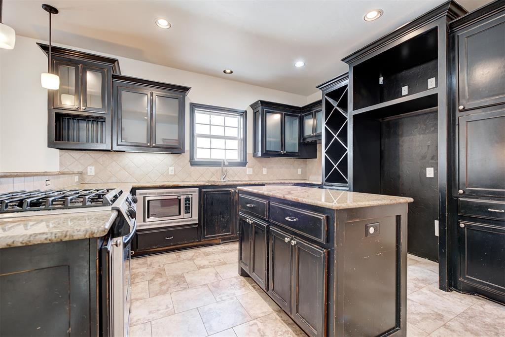 3341 Chardonnay Lane