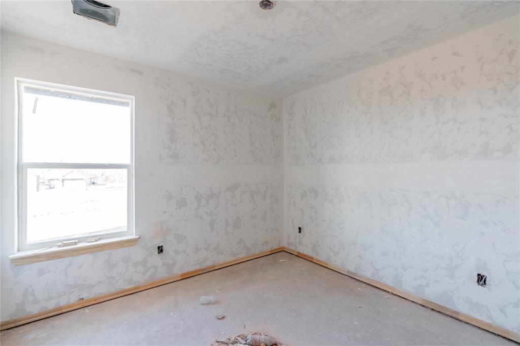 2313 Creekview Trail