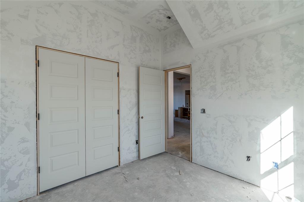 2313 Creekview Trail