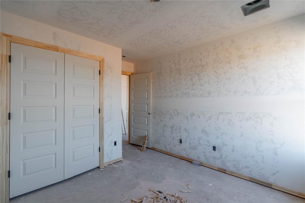 2313 Creekview Trail