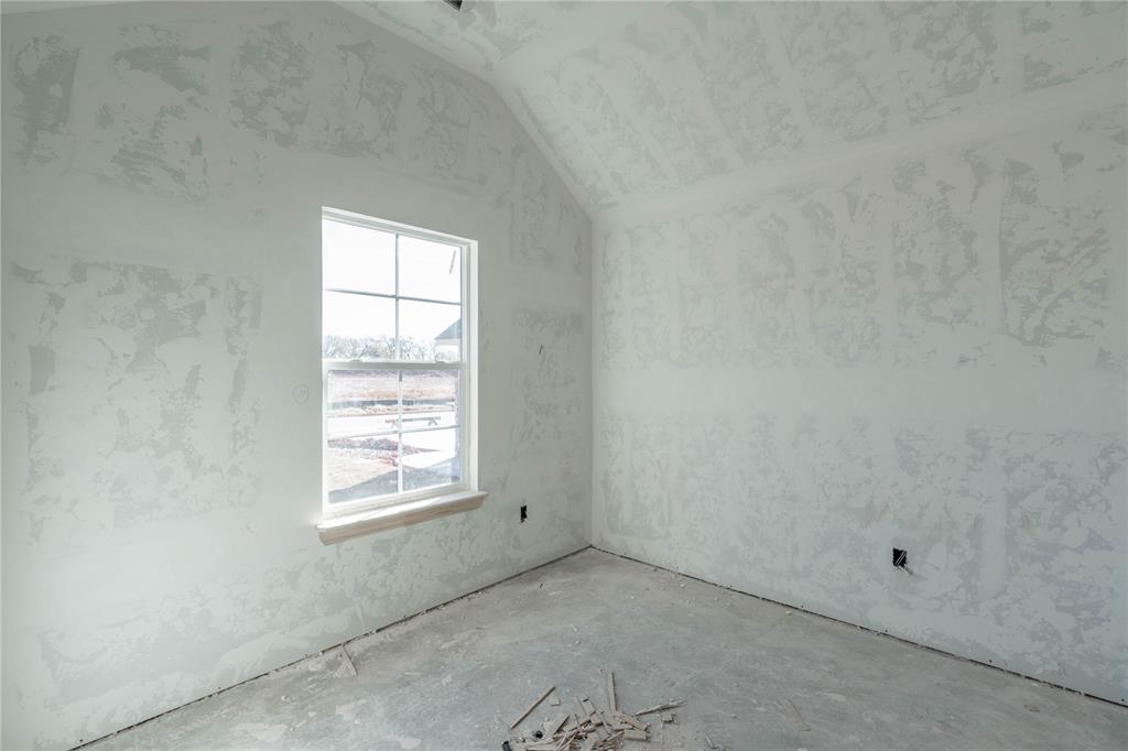 2313 Creekview Trail